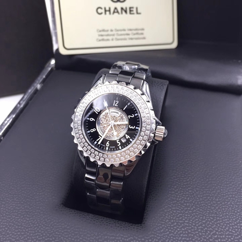 シャネル時計正面デザイン